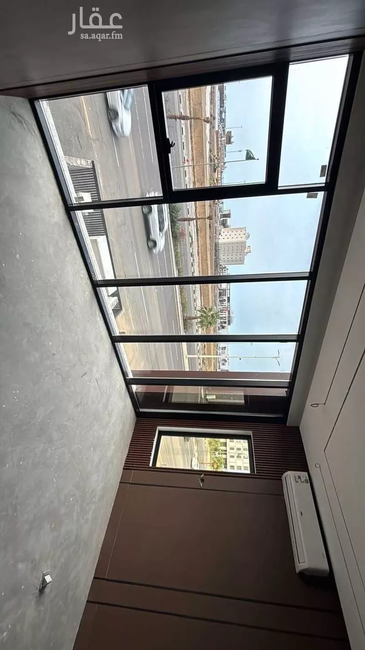 محل للإيجار في شارع طريق الامير محمد بن ناصر, حي الشاطئ, مدينة جازان, منطقة جازان صورة 5