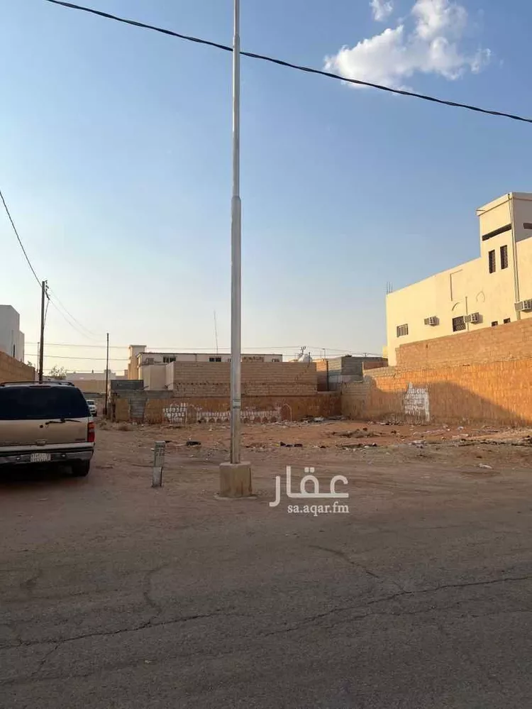 أرض للبيع في شارع السياحين ، حي الملك فهد ، شقراء ، شقراء
