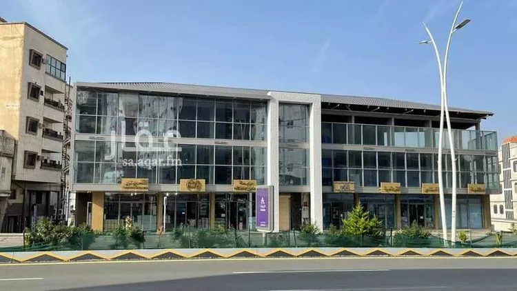 عمارة للإيجار في شارع طريق الملك عبدالعزيز, حي السوق, مدينة الباحة, منطقة الباحة صورة 3