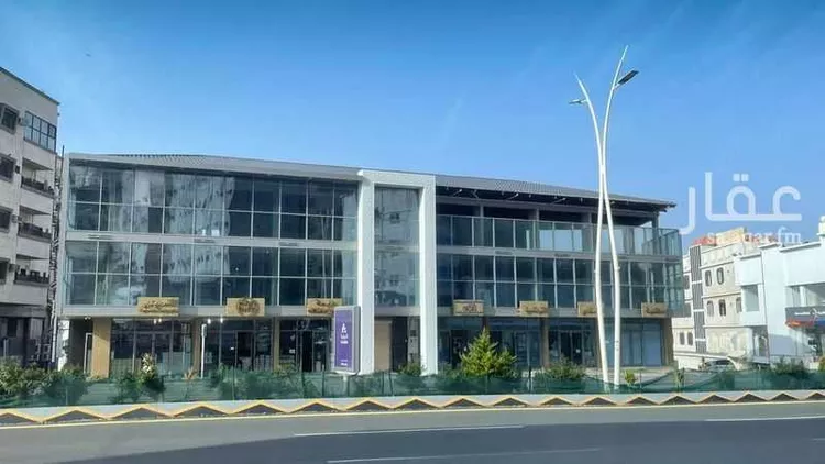 عمارة للإيجار في طريق الملك عبدالعزيز ، حي الباهر ، الباحة ، منطقة الباحة