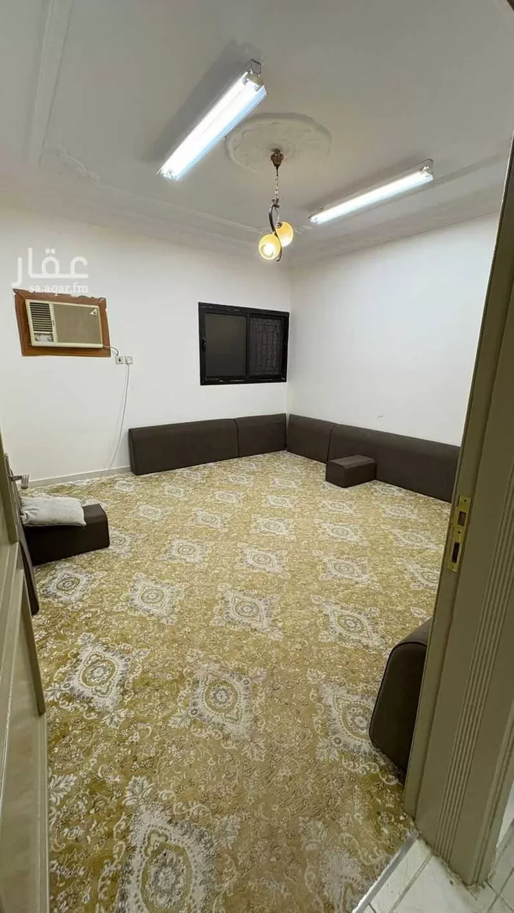 فيلا للبيع في شارع طلال المانع, حي الأشرفية, مدينة عنيزة, منطقة القصيم 13