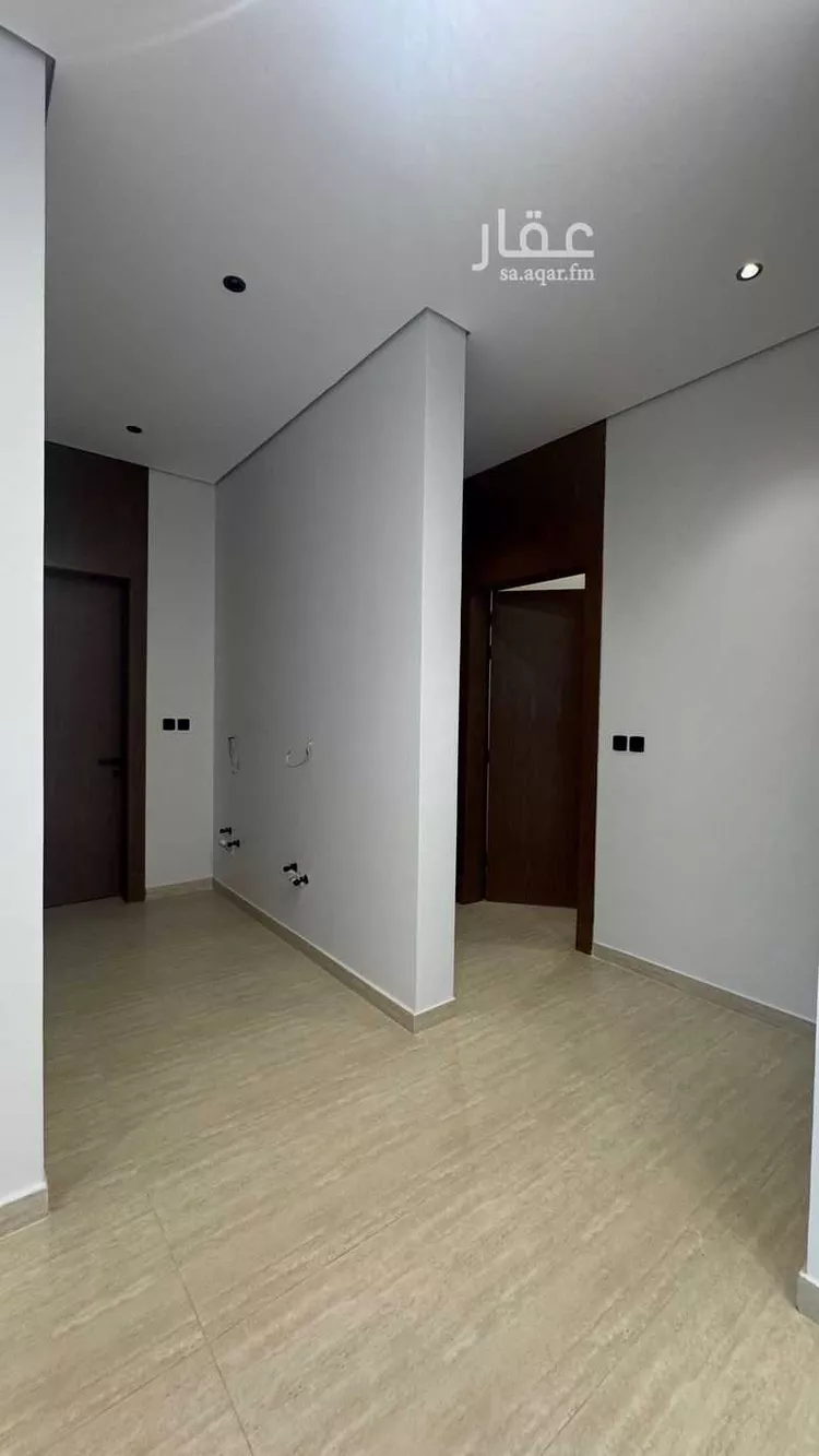 دور للبيع في شارع شهيد الدين ثم الوطن عبيد عبدالله المطي, حي الشهداء, مدينة الرياض, منطقة الرياض