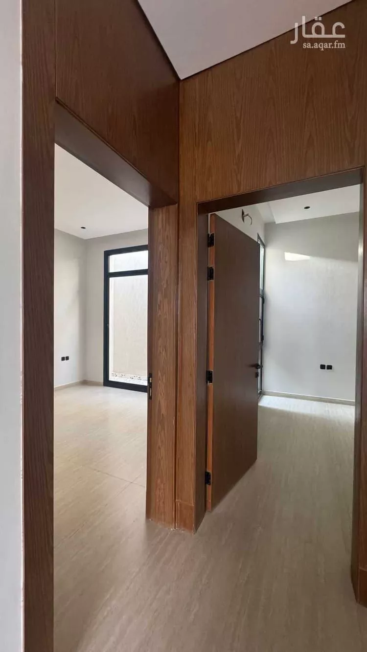 دور للبيع في شارع شهيد الدين ثم الوطن عبيد عبدالله المطي, حي الشهداء, مدينة الرياض, منطقة الرياض صورة 2