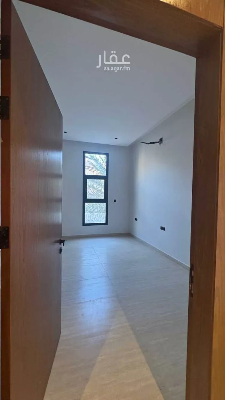 دور للبيع في شارع شهيد الدين ثم الوطن عبيد عبدالله المطي, حي الشهداء, مدينة الرياض, منطقة الرياض