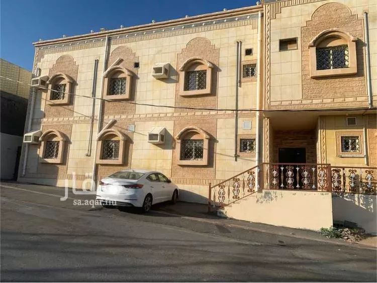 شقة للإيجار في شارع احمد ابراهيم عبدالله الزهراني ، حي ج1 ، الباحة ، منطقة الباحة