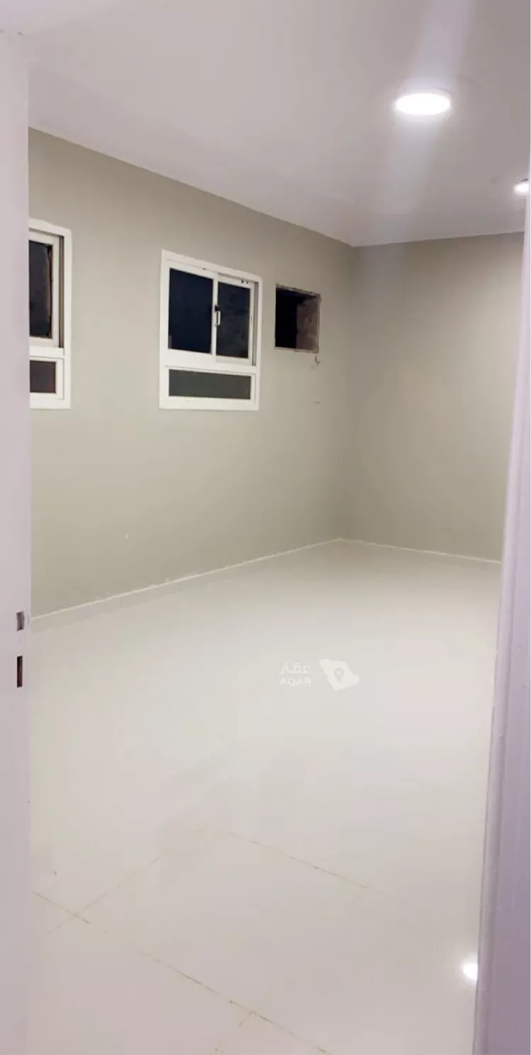 شقة للإيجار في شارع جنادة بن مالك, حي العوالي, مدينة الرياض, منطقة الرياض 3