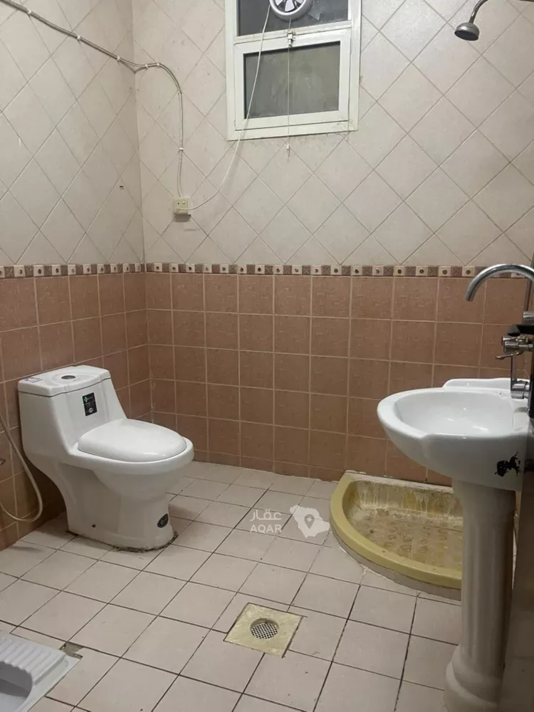 شقة للإيجار في شارع أبي طالب الزينبي, حي العزيزية, مدينة الرياض, منطقة الرياض صورة 2