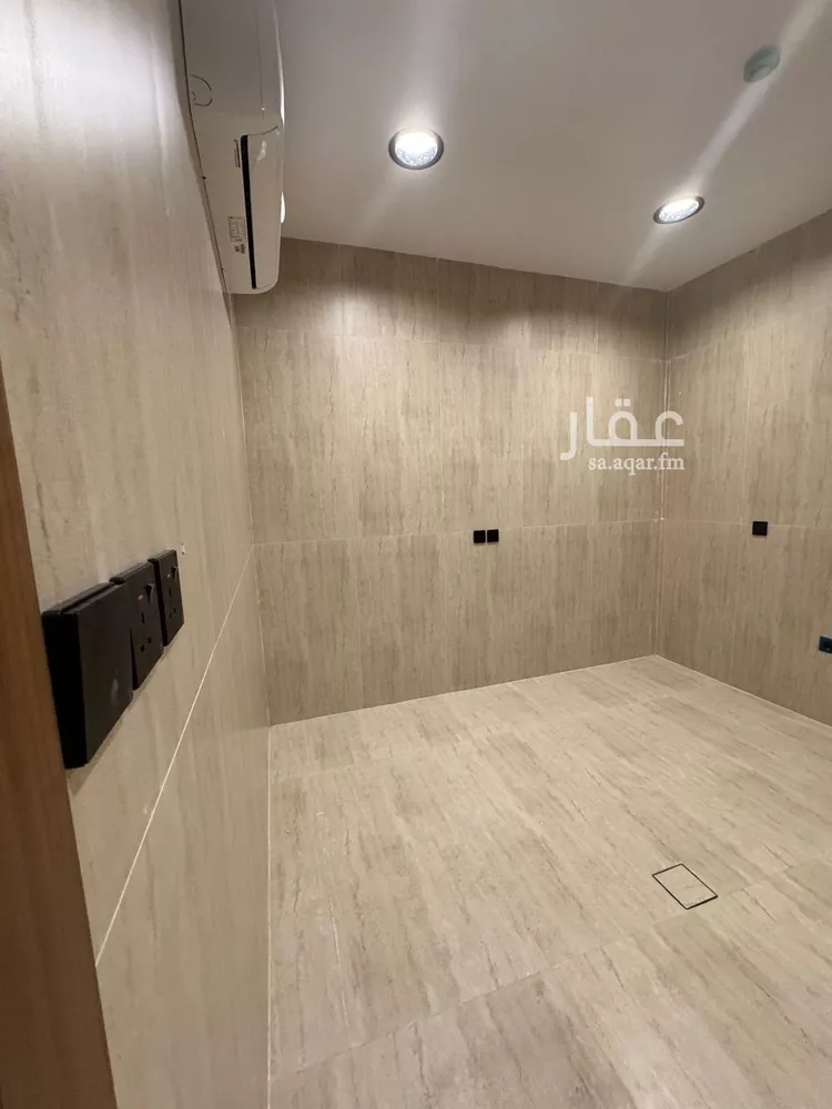شقة للبيع في شارع حريملاء, حي الحمراء, مدينة الخبر, المنطقة الشرقية