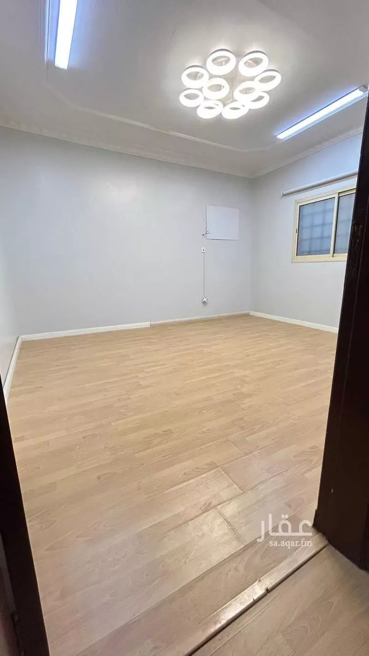 شقة للإيجار في شارع الطويرف, حي إشبيلية, مدينة الرياض, منطقة الرياض صورة 5