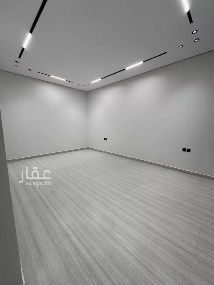 فيلا للبيع في شارع محمد بن محمد الزبيري, حي المهدية, مدينة الرياض, منطقة الرياض 13