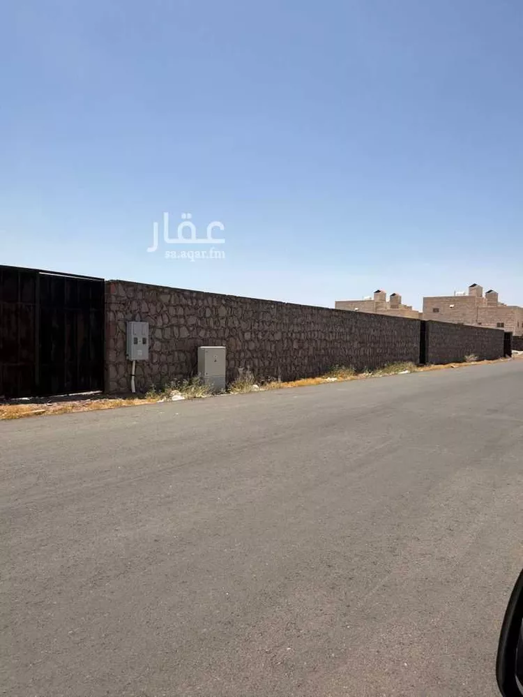 Land for Rent in Medina Al Ghabah