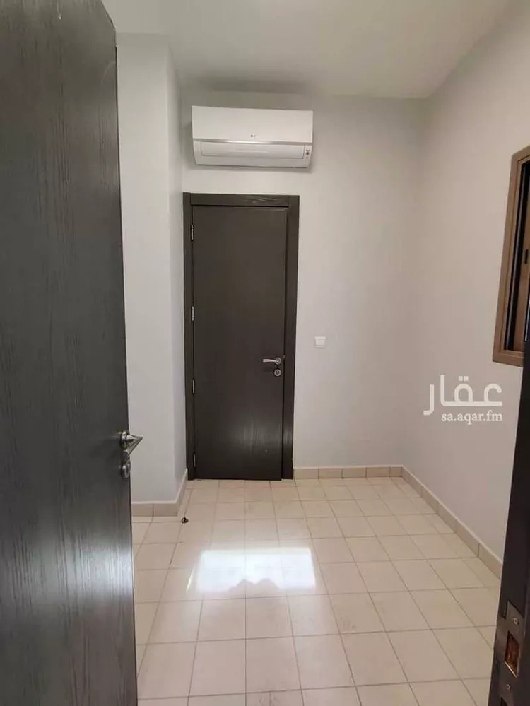 فيلا للإيجار في شارع الثمامه, حي المونسية, مدينة الرياض, منطقة الرياض 8