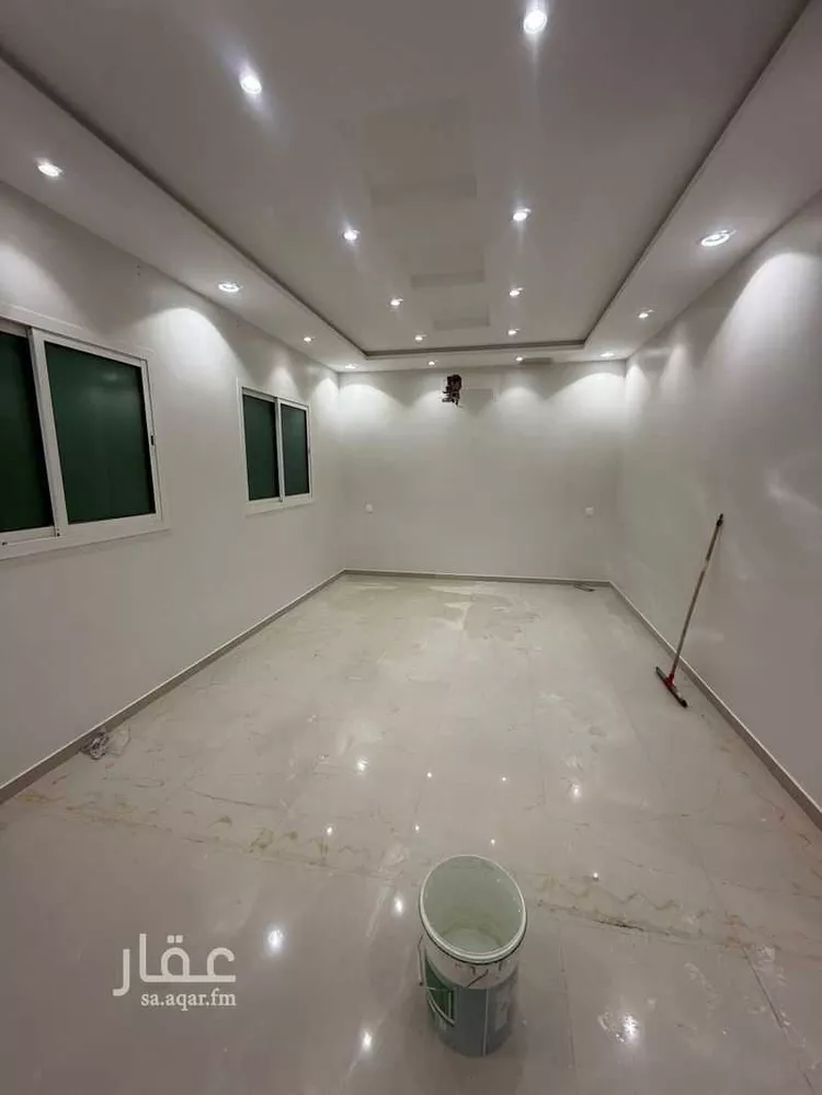 فيلا للبيع في شارع رقم 28 ، حي ظهرة لبن ، الرياض ، منطقة الرياض صورة 3