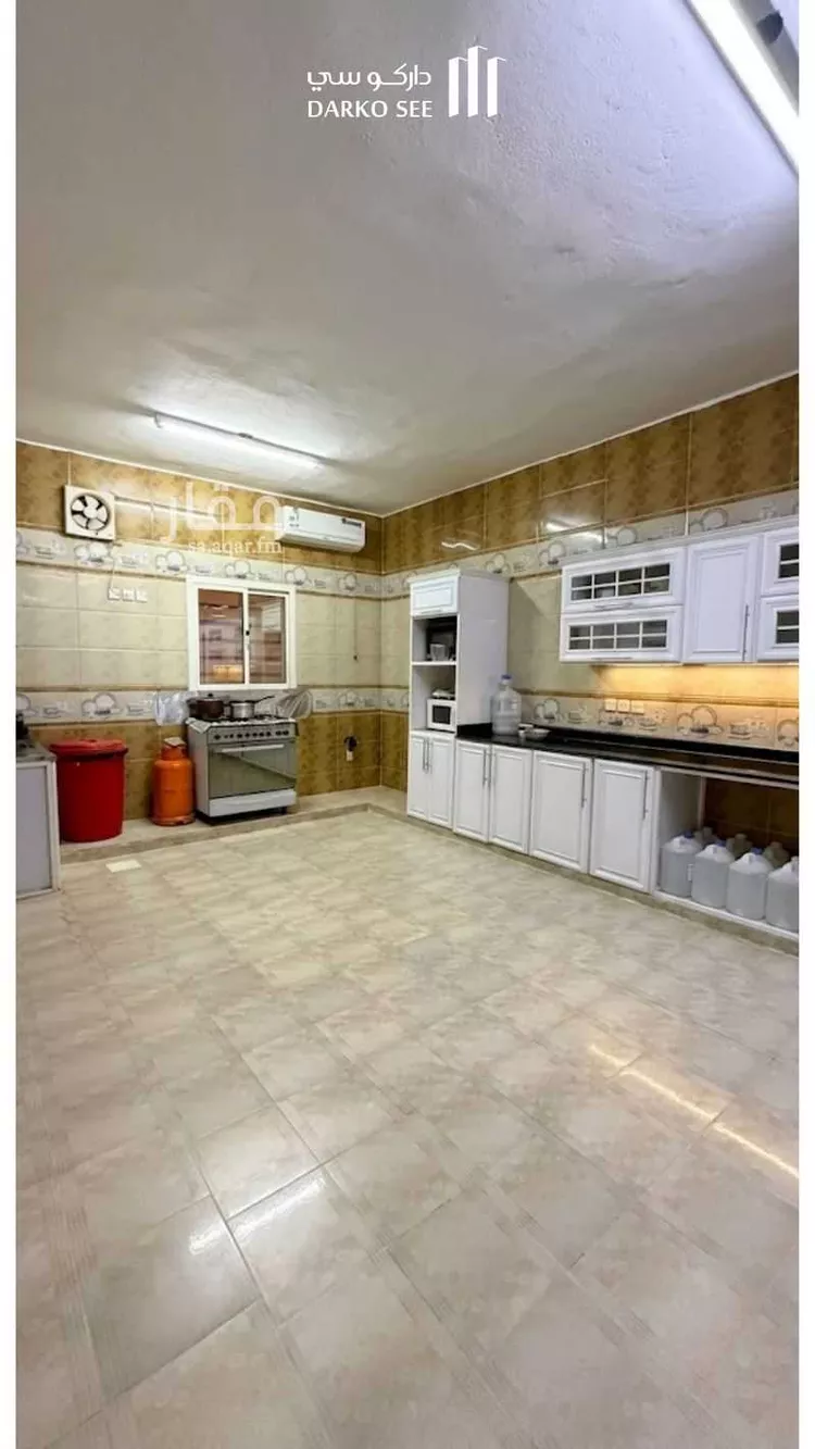 عمارة للبيع في شارع الوحدة, حي الروضة, مدينة حفر الباطن, المنطقة الشرقية 10