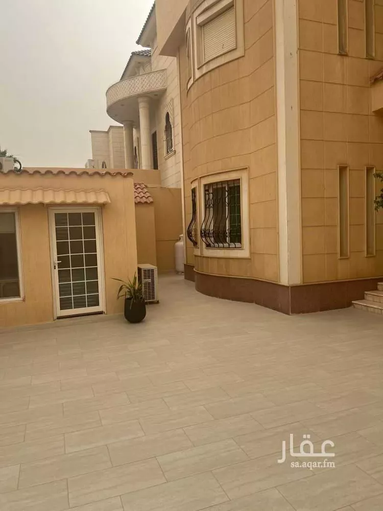 فيلا للبيع في شارع حسين بن غنام, حي النزهة, مدينة الرياض, منطقة الرياض