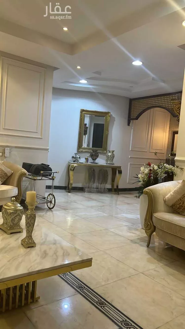 فيلا للبيع في شارع حسين بن غنام, حي النزهة, مدينة الرياض, منطقة الرياض صورة 2