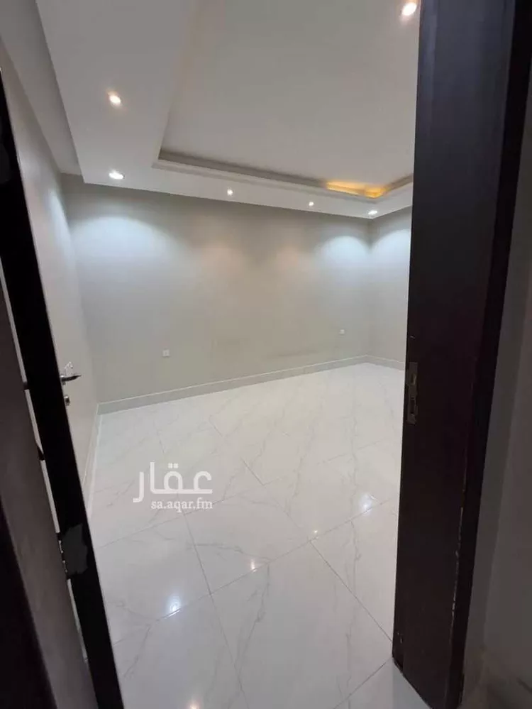 فيلا للإيجار في شارع علي الحراني, حي بدر, مدينة الرياض, منطقة الرياض صورة 5