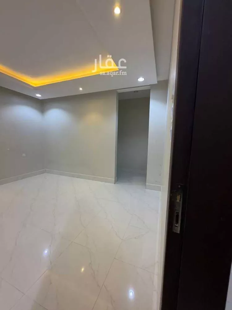 فيلا للإيجار في شارع علي الحراني, حي بدر, مدينة الرياض, منطقة الرياض صورة 3