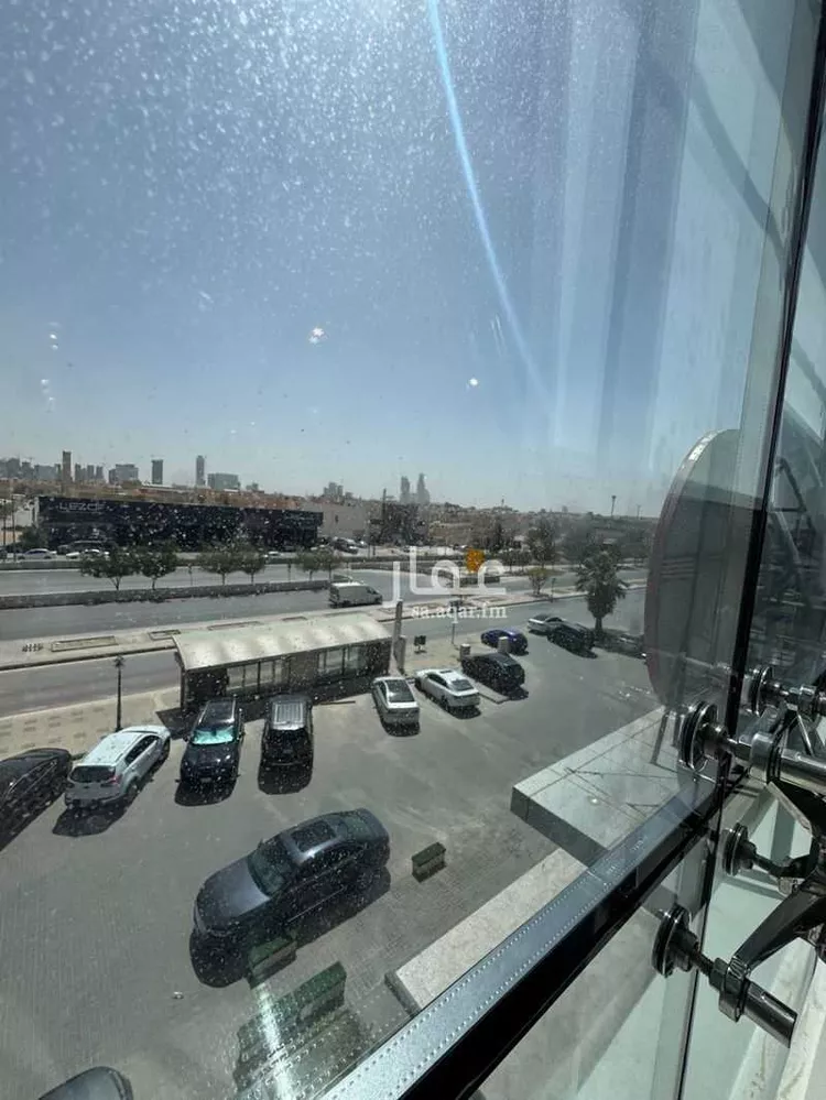 مكتب تجاري للإيجار في شارع طريق الملك عبدالعزيز, حي الياسمين, مدينة الرياض, منطقة الرياض صورة 5