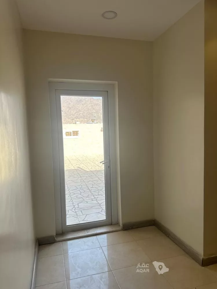 شقة للبيع في شارع ابن عطية المكناسي, حي بطحاء قريش, مدينة مكة المكرمة, منطقة مكة المكرمة 3