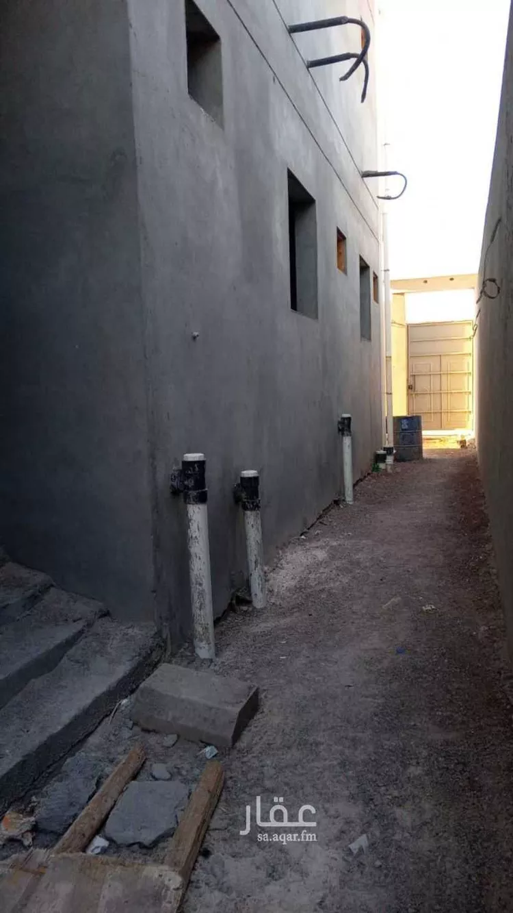 عمارة للبيع في شارع قيس ابن السائب ابن عويمر, حي أبوكبير, مدينة المدينة المنورة, منطقة المدينة المنورة صورة 3