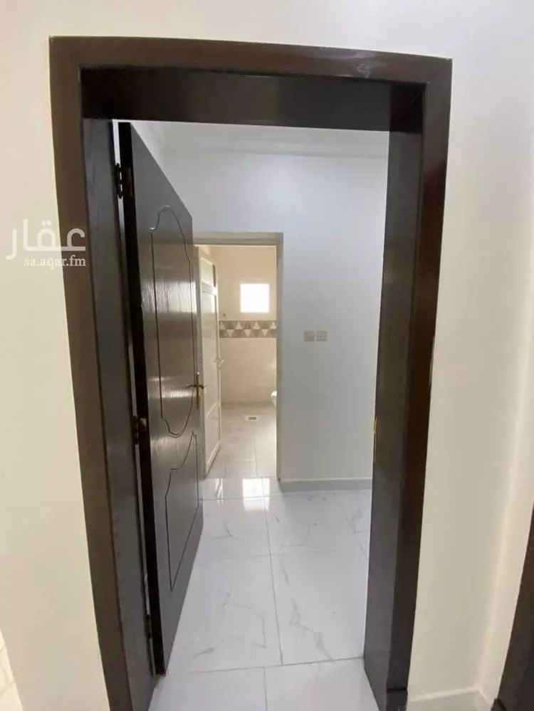 فيلا للبيع في شارع الصناعة, حي الأمواج, مدينة الخبر, المنطقة الشرقية صورة 2