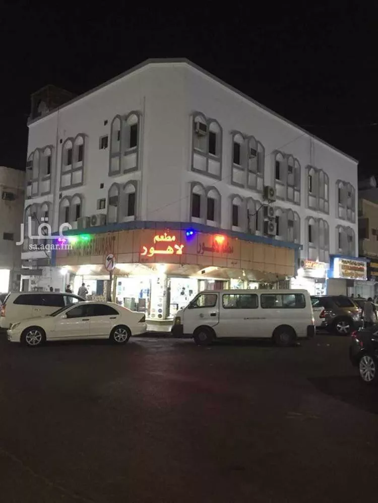 عمارة للبيع في الشارع السابع عشر, الثقبة, الخبر