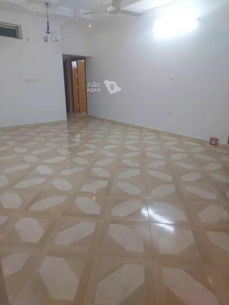Floor for Rent in Taif Umm Alarad 5