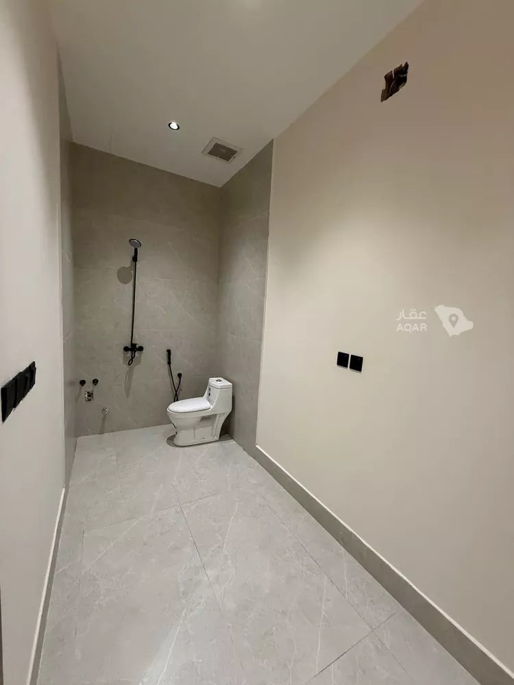 Floor for Sale in Riyadh An Narjis 9