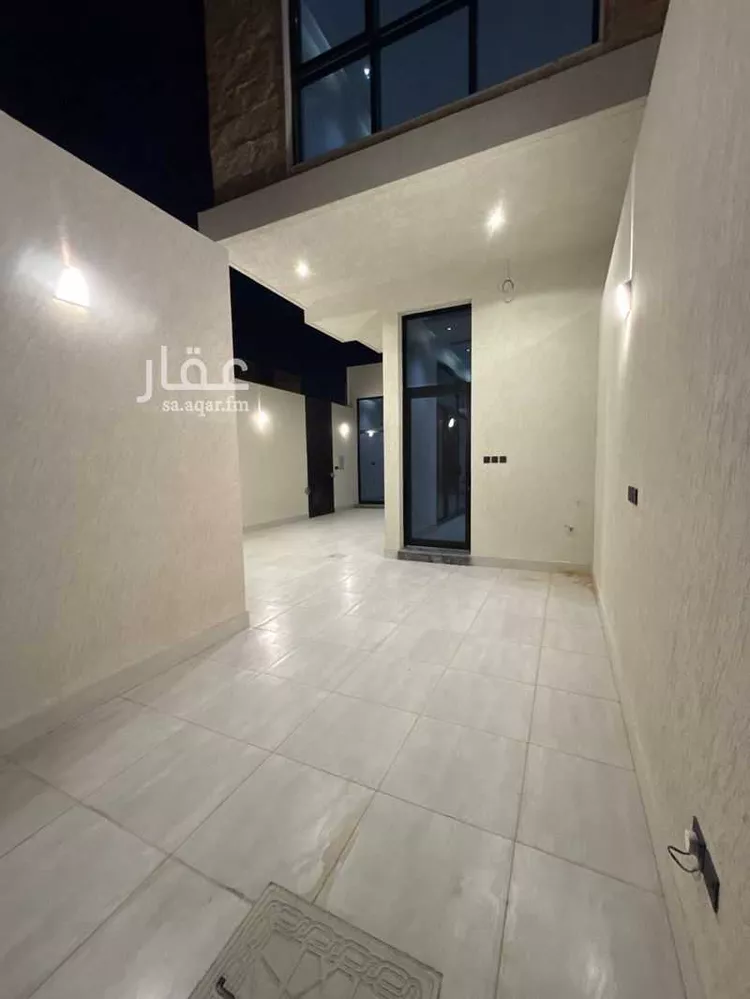 دور للبيع في شارع أبي القاسم بن خضير, حي العارض, مدينة الرياض, منطقة الرياض صورة 3