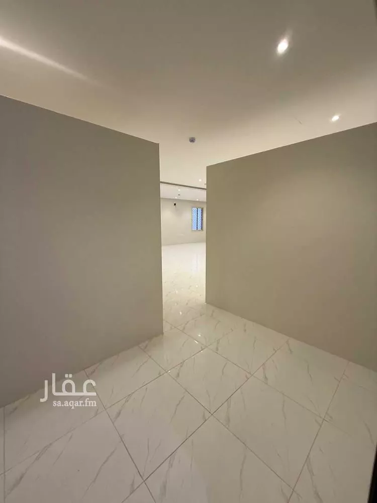 مكتب تجاري للإيجار في شارع السيل الكبير, حي المهدية, مدينة الرياض, منطقة الرياض