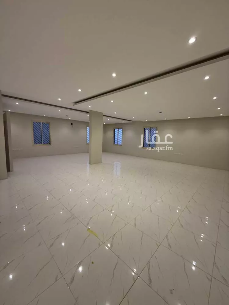 مكتب تجاري للإيجار في شارع السيل الكبير, حي المهدية, مدينة الرياض, منطقة الرياض صورة 4