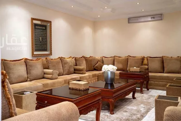 فيلا للبيع في شارع الطارف, العريجاء الغربية, الرياض صورة 4