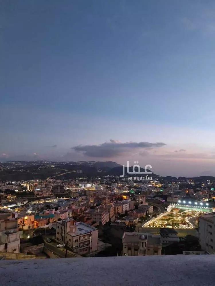 شقة للإيجار في شارع خارجة بن زيد الخزرجي ، حي الباهر ، الباحة ، منطقة الباحة صورة 3