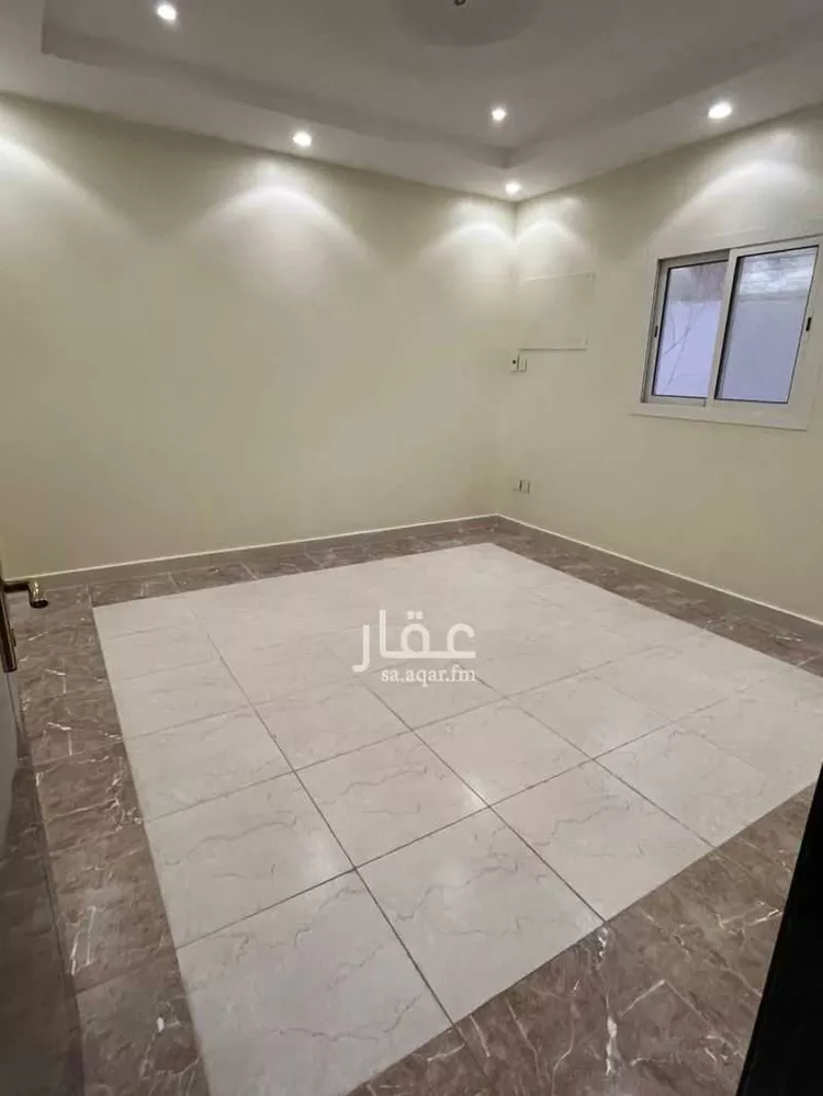 شقة للإيجار في شارع خارجة بن زيد الخزرجي ، حي الباهر ، الباحة ، منطقة الباحة 15