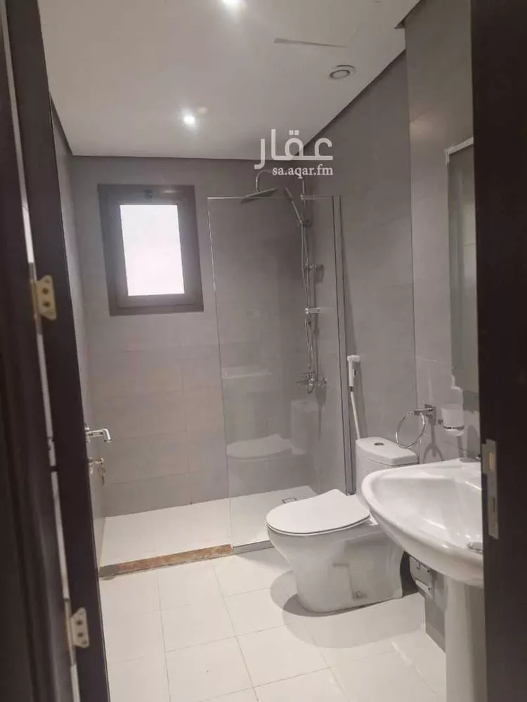 شقة للإيجار في شارع يونس سلامه, حي الروضة, مدينة جدة, منطقة مكة المكرمة صورة 4