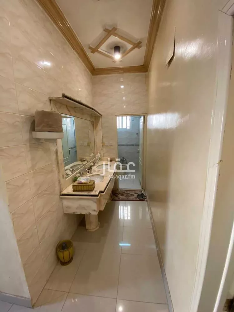 فيلا للبيع في شارع عبدالجبار بن خورشيد, حي سلطانة, مدينة الرياض, منطقة الرياض