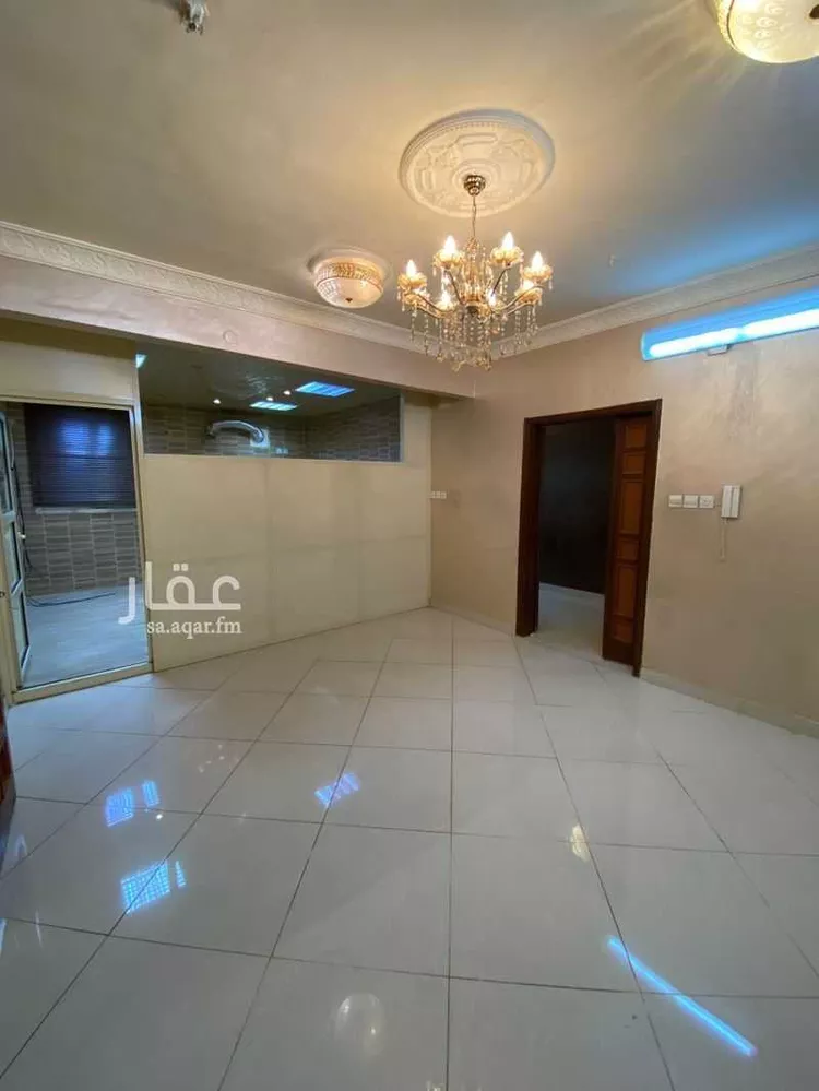 فيلا للإيجار في شارع بديع الزمان الهمذاني, حي الزهرة, مدينة الرياض, منطقة الرياض صورة 5