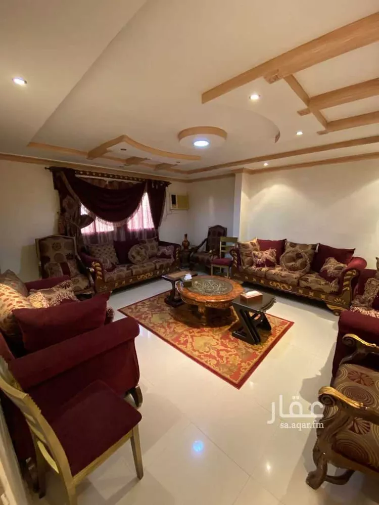 فيلا للبيع في شارع عبدالجبار بن خورشيد, حي سلطانة, مدينة الرياض, منطقة الرياض صورة 3