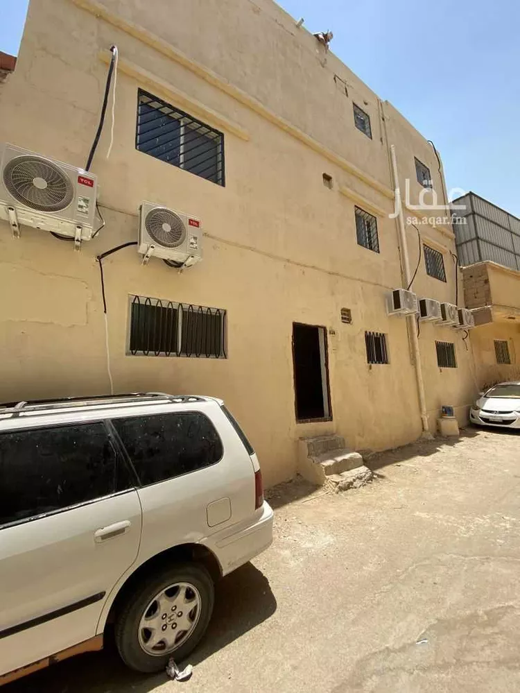 Building for Rent in Riyadh Sultana 11