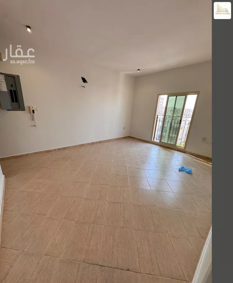 شقة للإيجار في شارع ابن المقرب, حي القصور, مدينة الظهران, المنطقة الشرقية صورة 2