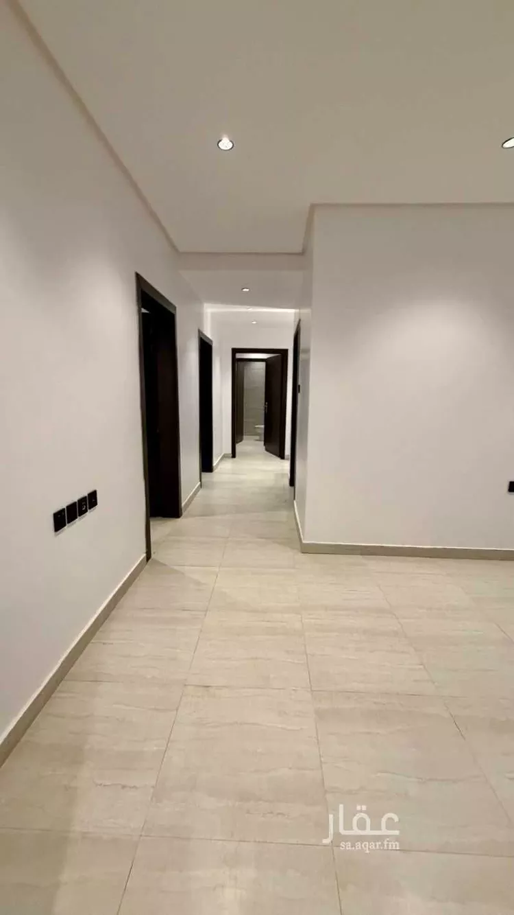 فيلا للإيجار في شارع أحمد بن عبدالرحمن القرطبي, حي الرمال, مدينة الرياض, منطقة الرياض