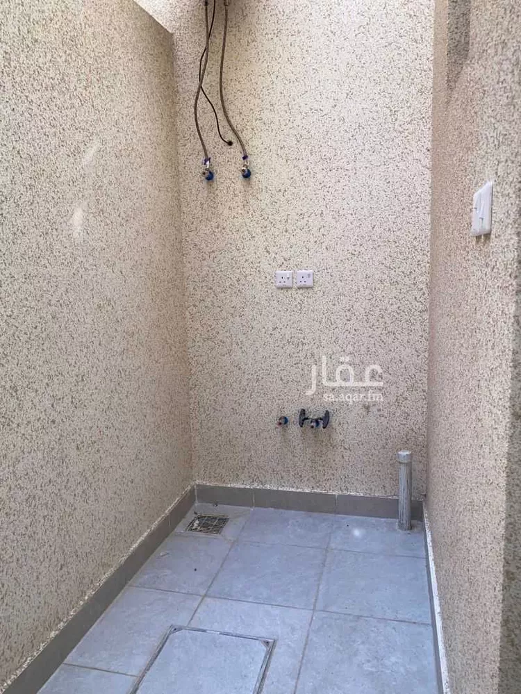 شقة للإيجار في شارع يونس بن عبدالملك, حي الخزامى, مدينة عنيزة, منطقة القصيم صورة 2