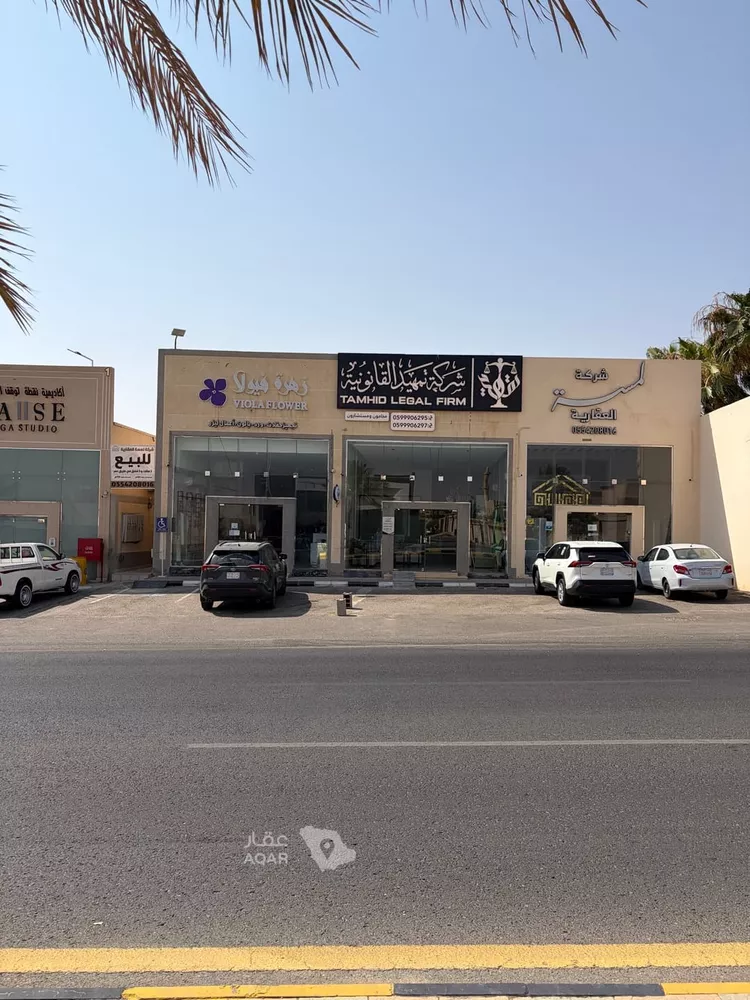 مجمع للبيع في شارع عمر بن الخطاب, حي المعالي, مدينة عنيزة, منطقة القصيم 2
