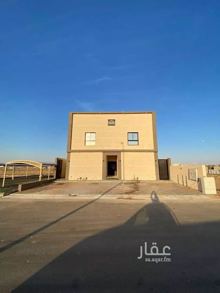 عمارة للإيجار في حي العونية, مدينة عنيزه, منطقة القصيم