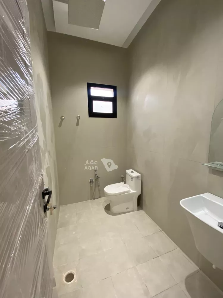 Floor for Rent in Unayzah Ishbiliyah 6