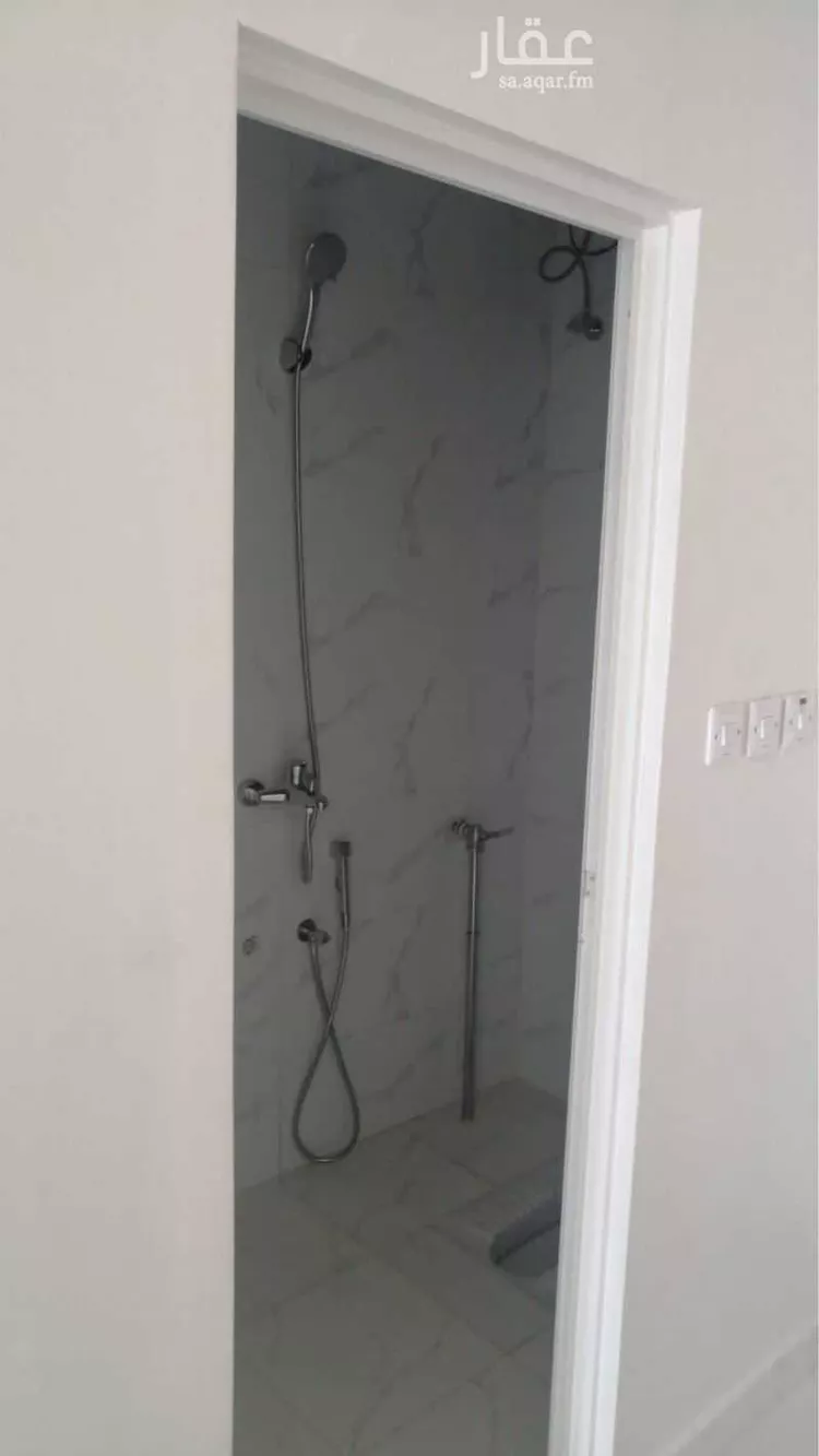 Room for Rent in Unayzah Al Muntazah صورة 4