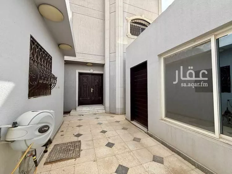 فيلا للبيع في شارع طيبة, حي الوادي, مدينة الرياض, منطقة الرياض صورة 5