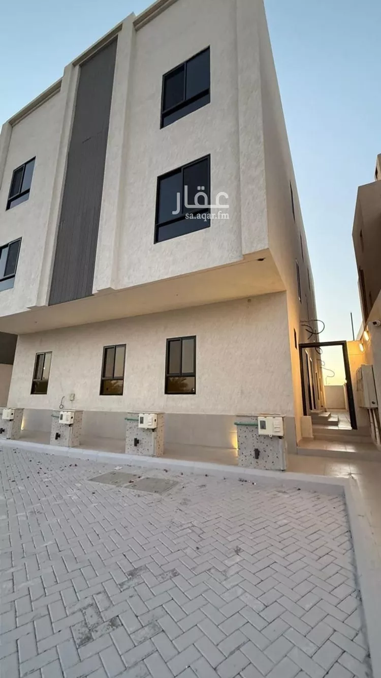 شقة للبيع في شارع الحكم ابن كيسان المخزومي, حي الدفاع, مدينة المدينة المنورة, منطقة المدينة المنورة صورة 2