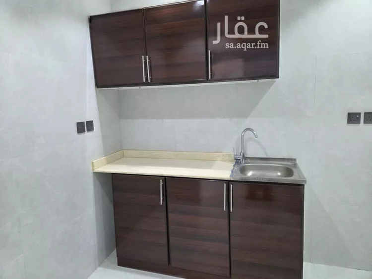 عمارة للبيع في شارع وادي أبي عرب, حي الوادي, مدينة الرياض, منطقة الرياض صورة 5
